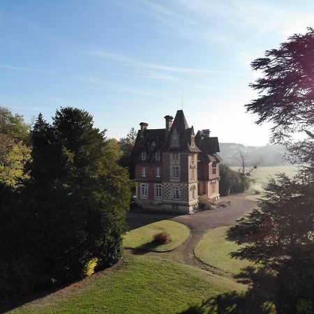 Le Manoir De Benedicte B&B Cahan ภายนอก รูปภาพ
