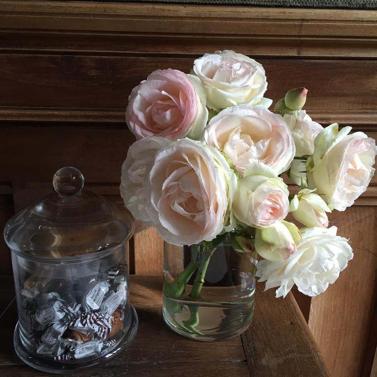 Le Manoir De Benedicte B&B Cahan ภายนอก รูปภาพ