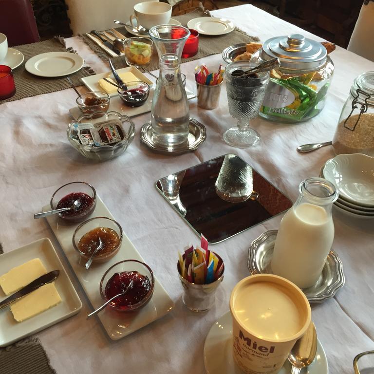 Le Manoir De Benedicte B&B Cahan ภายนอก รูปภาพ
