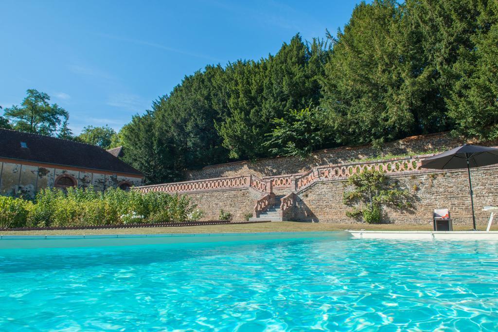 Le Manoir De Benedicte B&B Cahan ภายนอก รูปภาพ