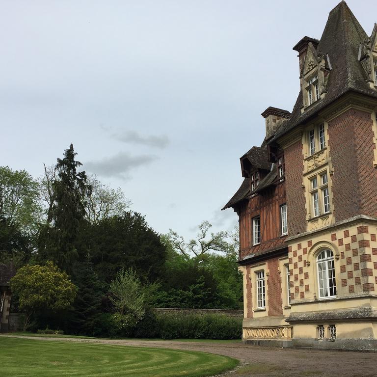 Le Manoir De Benedicte B&B Cahan ภายนอก รูปภาพ