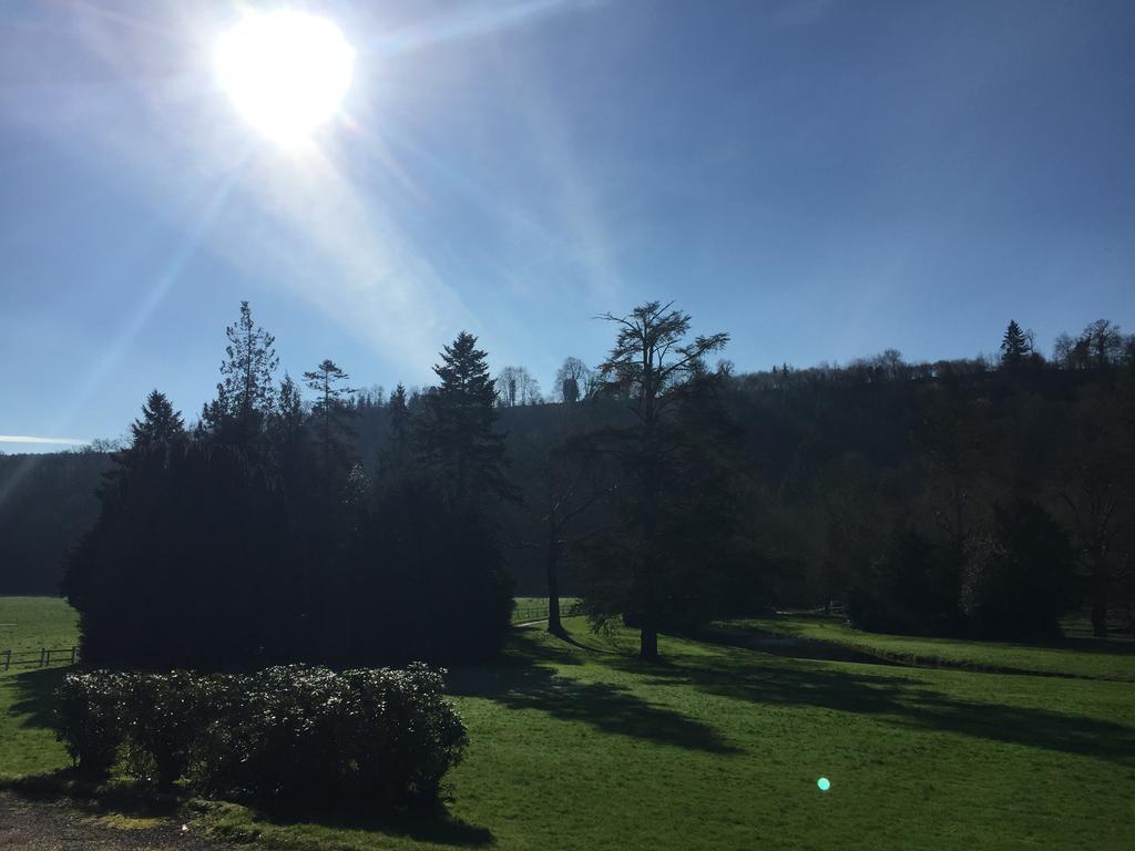 Le Manoir De Benedicte B&B Cahan ภายนอก รูปภาพ