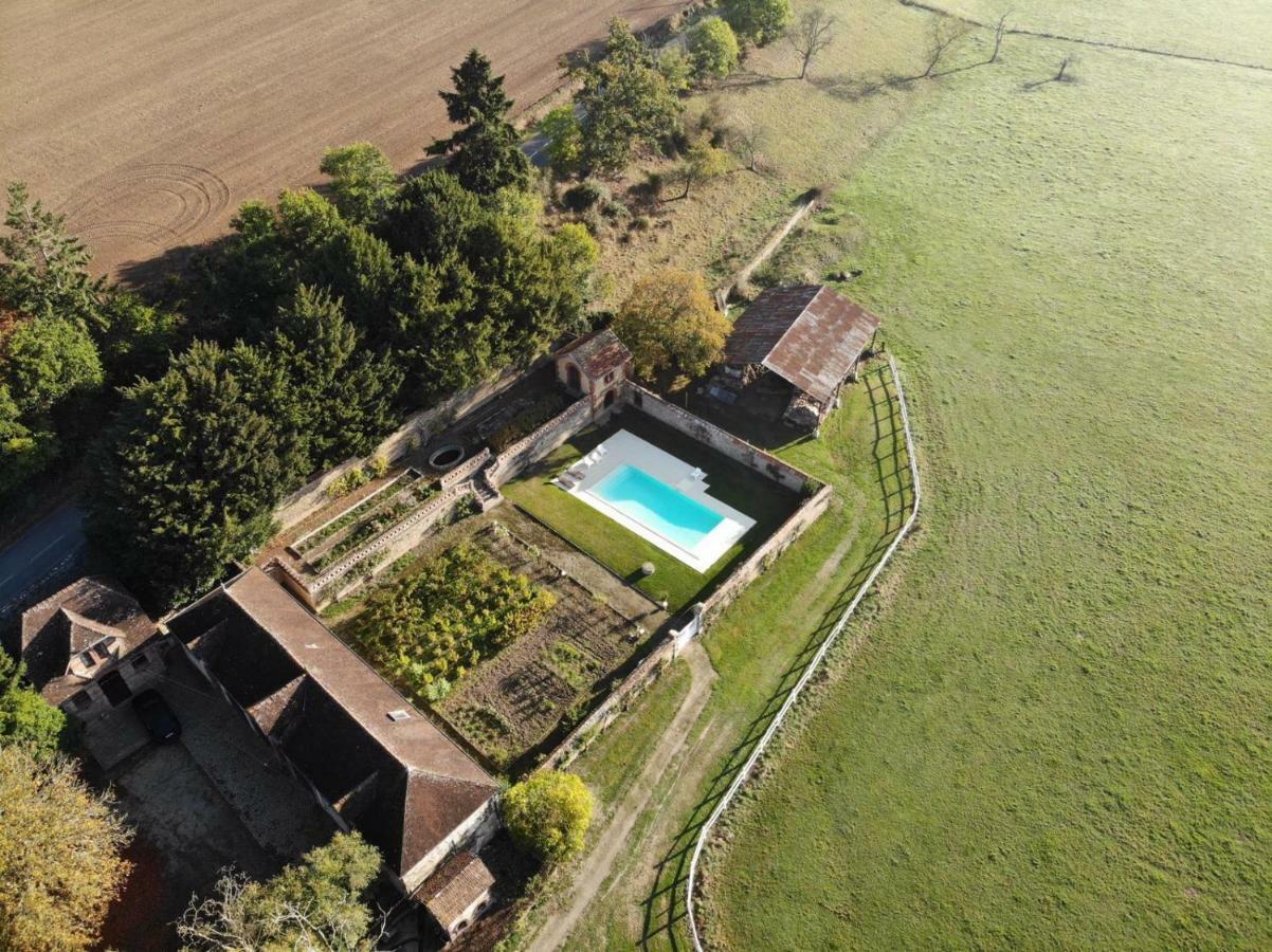 Le Manoir De Benedicte B&B Cahan ภายนอก รูปภาพ